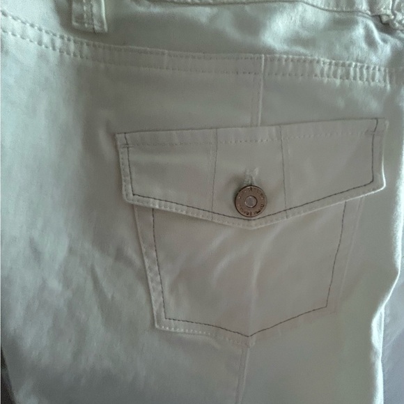White House Black Market white jeans - Picture 3 of 4